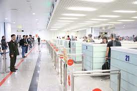 Thêm trường hợp được miễn phí, lệ phí xuất, nhập cảnh từ 22/5/2021