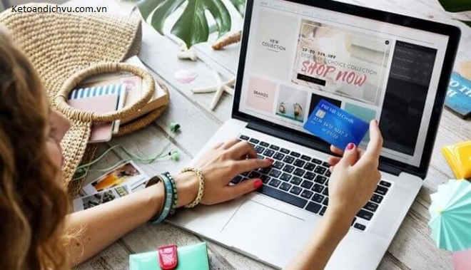 Nhân viên "đánh cắp" giờ làm để bán hàng online có bị sa thải?