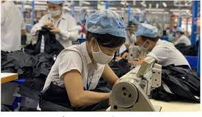 Doanh nghiệp được vay trả lương ngừng việc do Covid-19