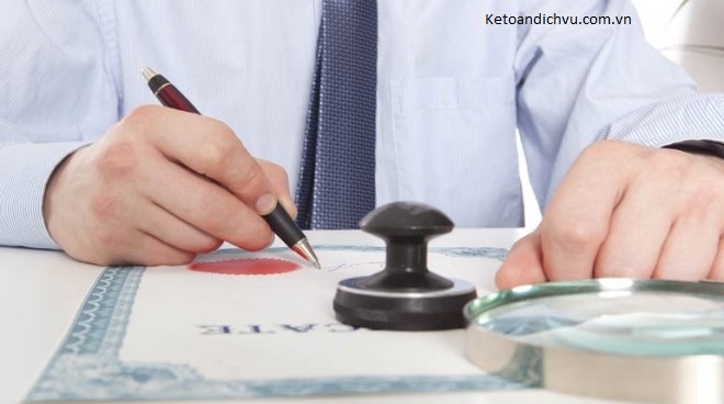 Từ 01/9 công chứng ngoài trụ sở bị phạt đến 7 triệu đồng